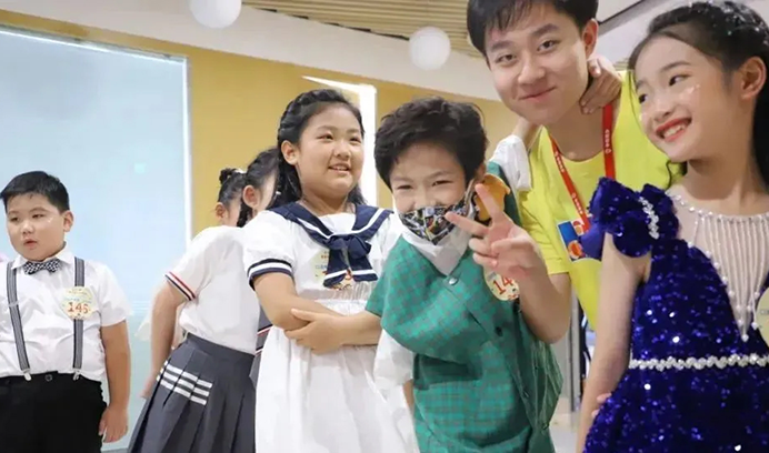 【倒计时】恒行5明星小学员们相约第九届中传花少开幕盛典！