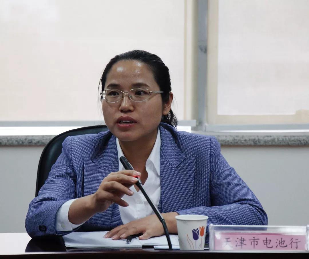 金慧芬：工信局助力天津市体育行业意昂5协会筹备